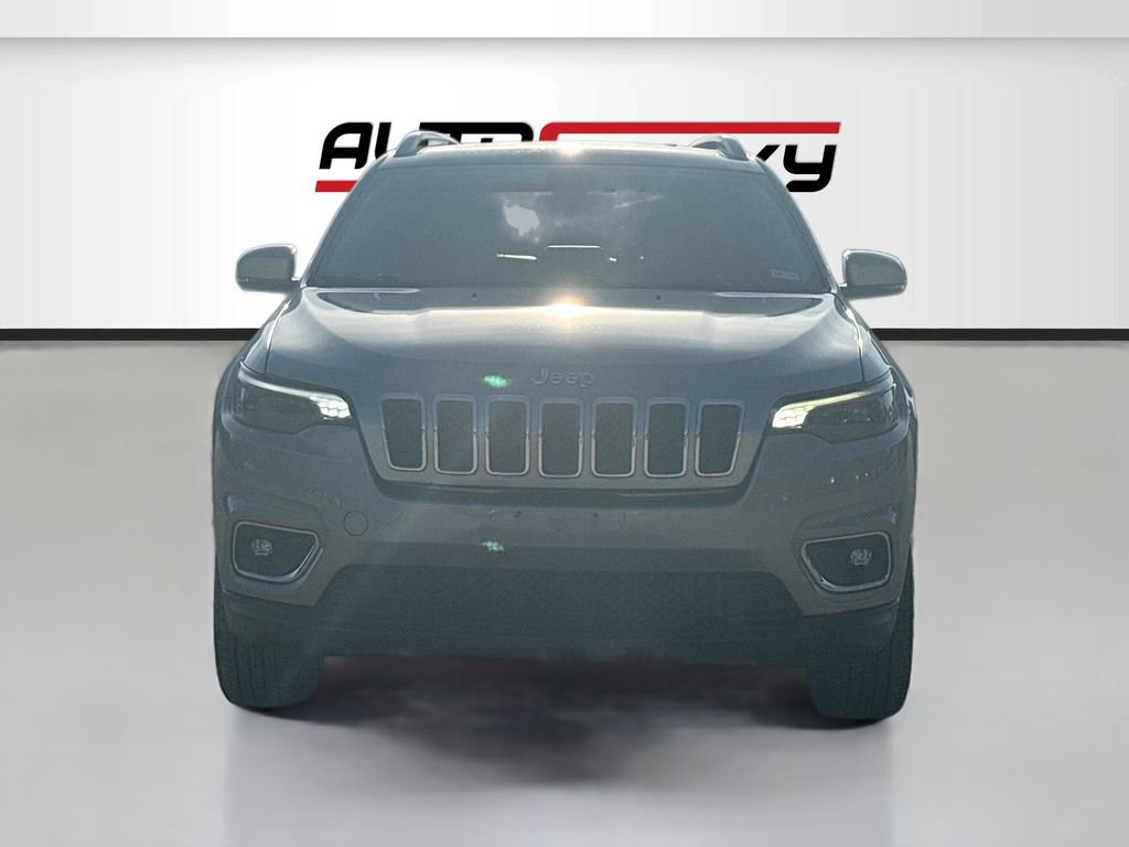 Used 2019 Jeep Cherokee Limited image 2