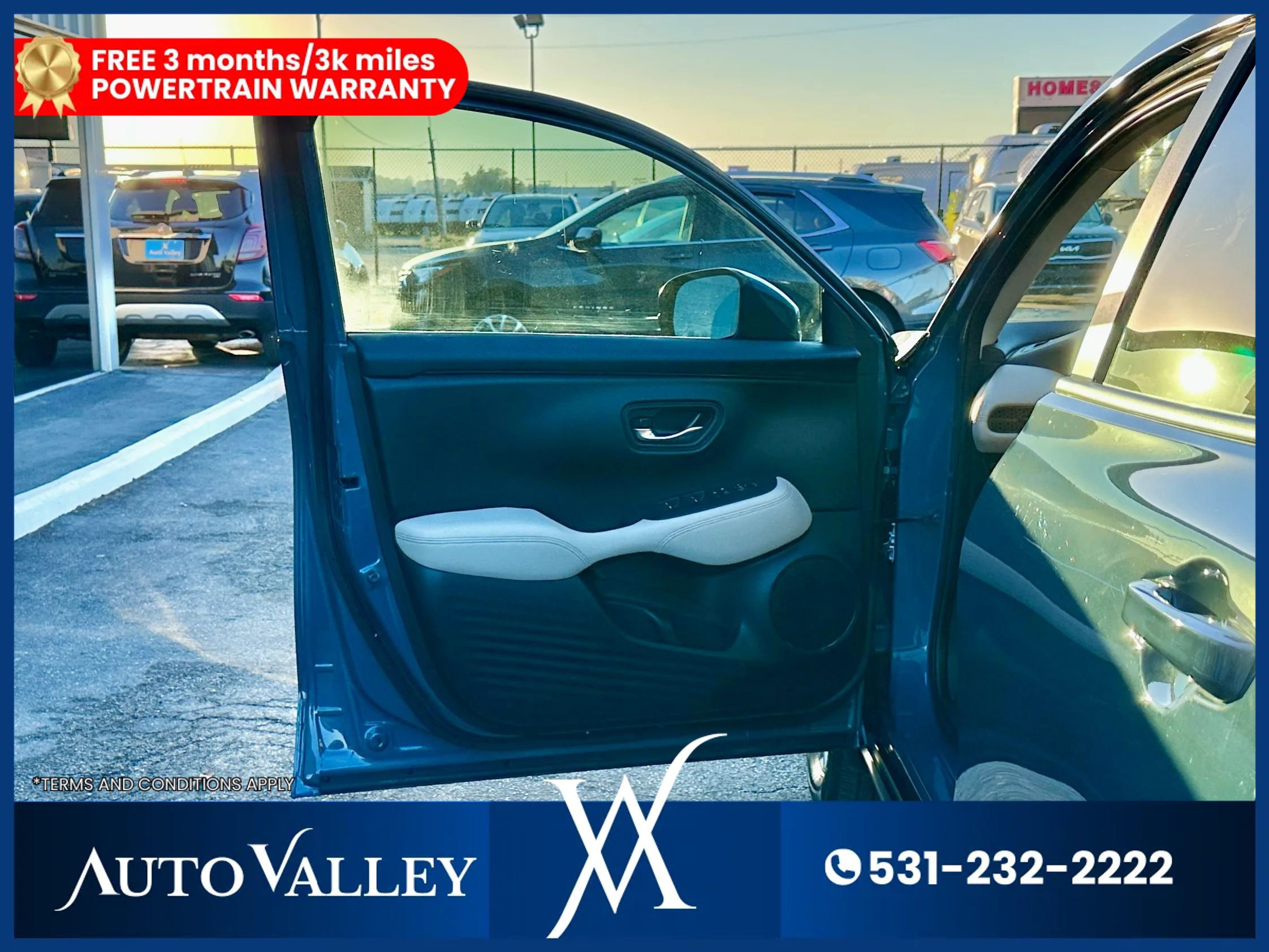 Used 2025 Honda HR-V LX image 12
