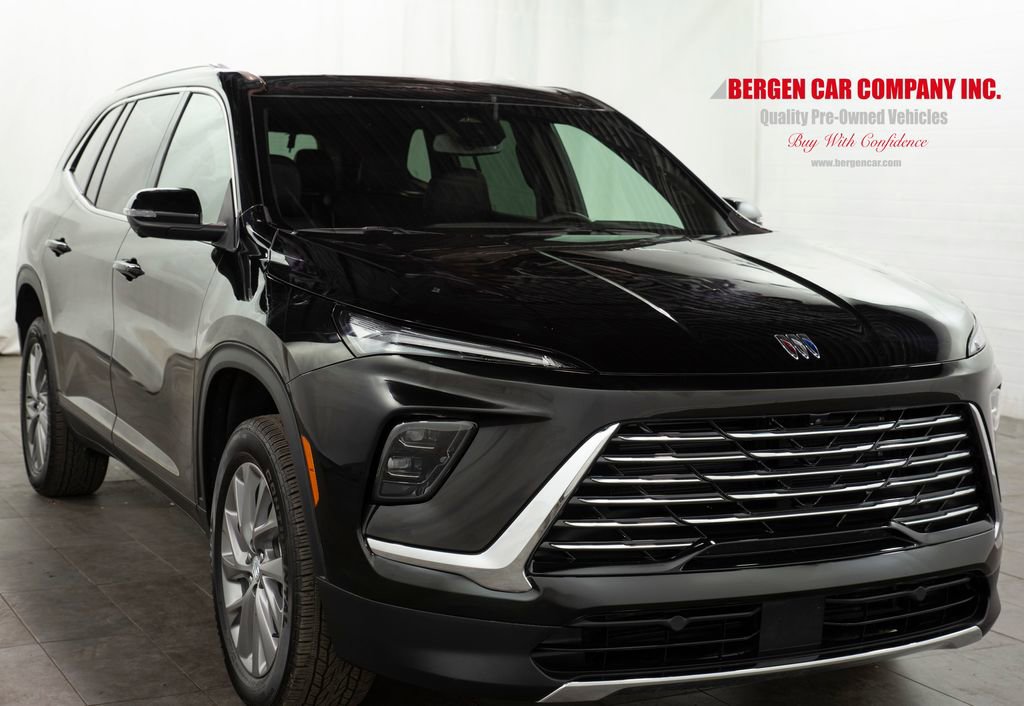 Used 2025 Buick Enclave Preferred