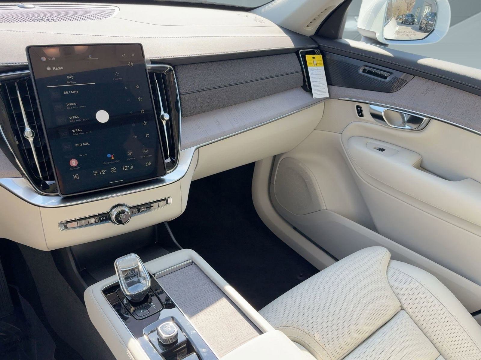 New 2026 Volvo XC90 T8 Ultra w/ Protection Package Premier image 26