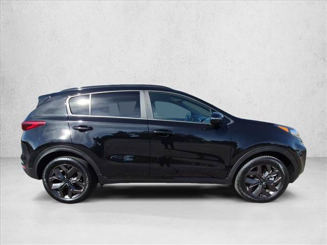 Used 2022 Kia Sportage Nightfall Edition AWD/4WD image 4