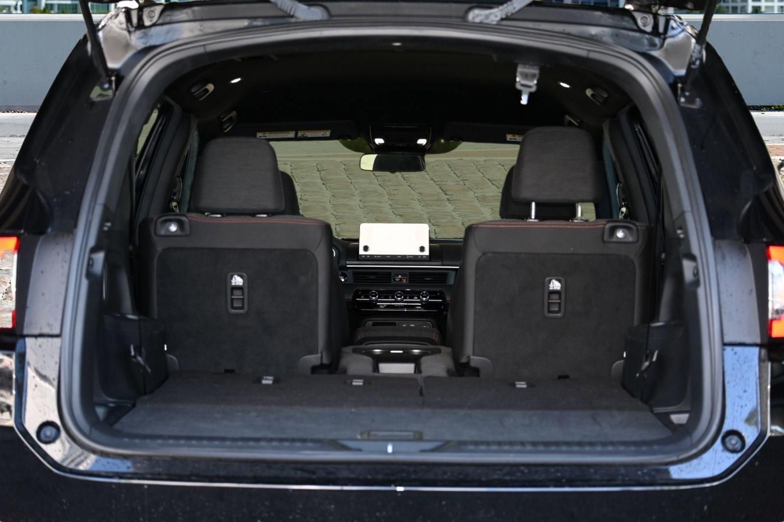 New 2026 Honda Pilot Sport image 9