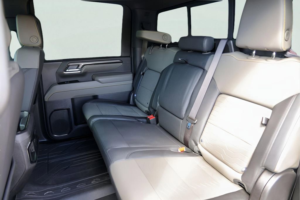 Certified 2025 Chevrolet Silverado 2500 ZR2 w/ Technology Package image 28