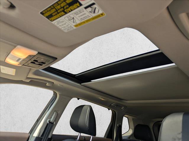 Used 2023 Nissan Rogue SV w/ SV Premium B Package FWD image 17
