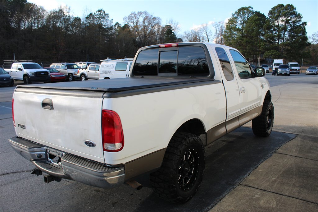 Used 2002 Ford F150 XLT RWD image 3