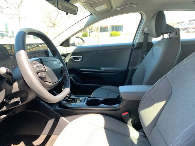 Used 2025 Kia K4 LXS FWD image 14