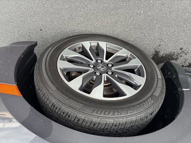 Used 2024 Honda Odyssey EX-L image 19