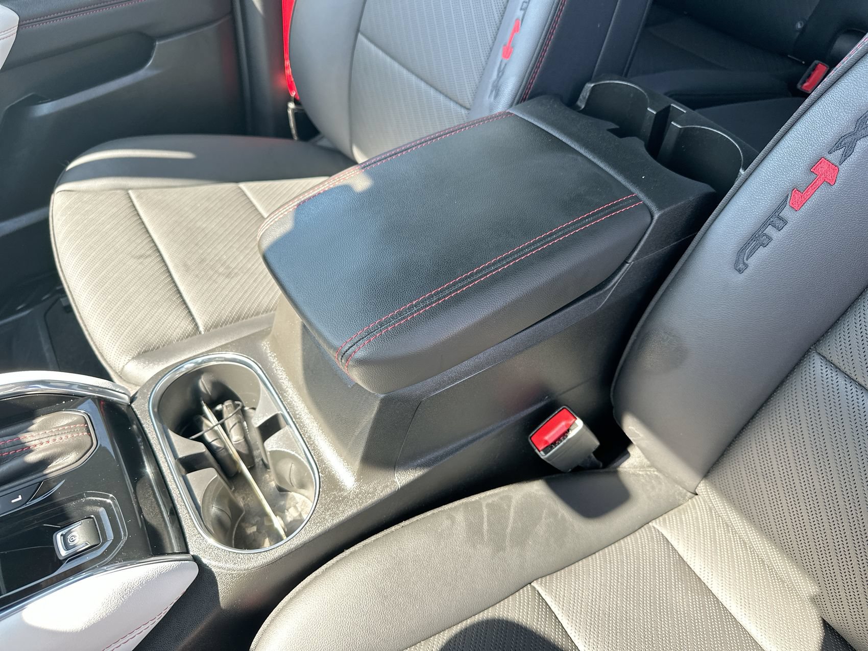 Used 2024 GMC Canyon AT4X AWD/4WD image 21