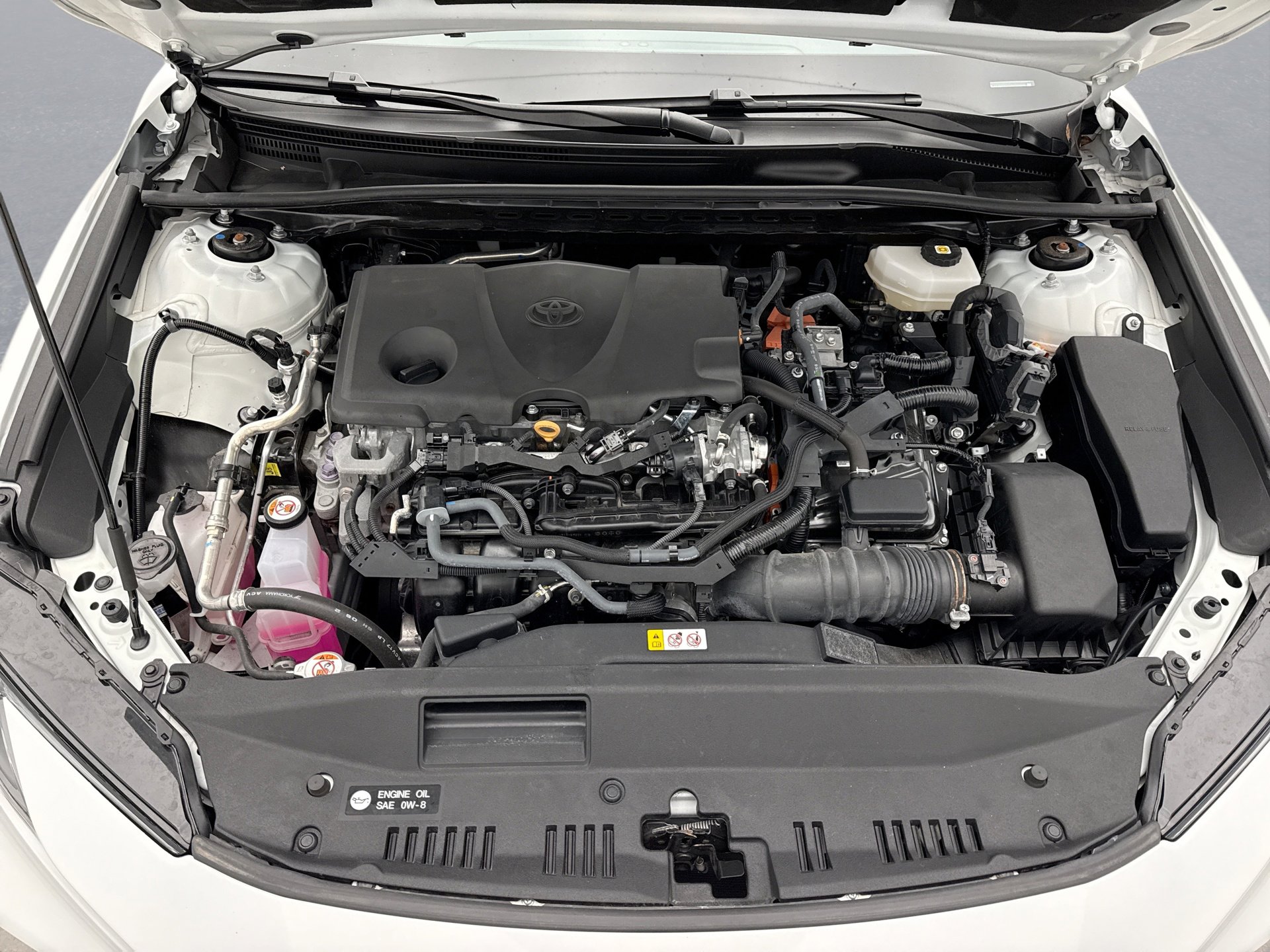 Used 2025 Toyota Camry SE w/ Multimedia Upgrade Package image 27