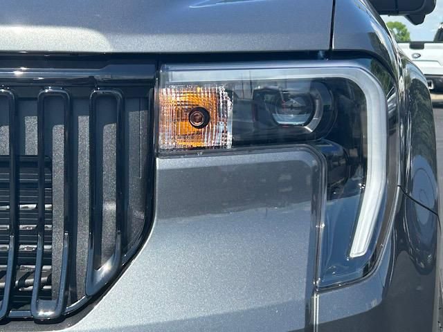 New 2025 Ford Maverick Lobo image 19