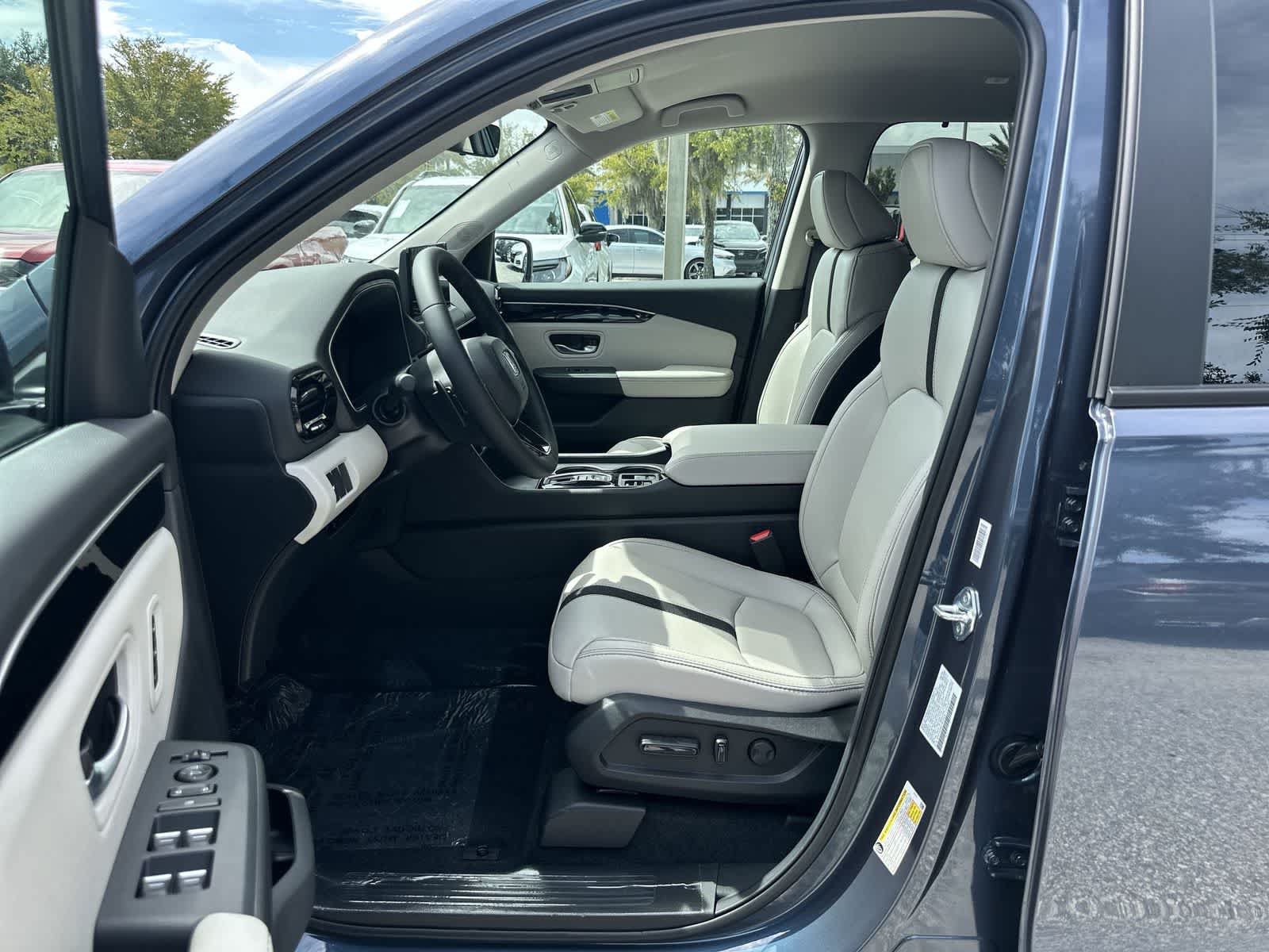 New 2026 Honda Pilot EX-L image 2