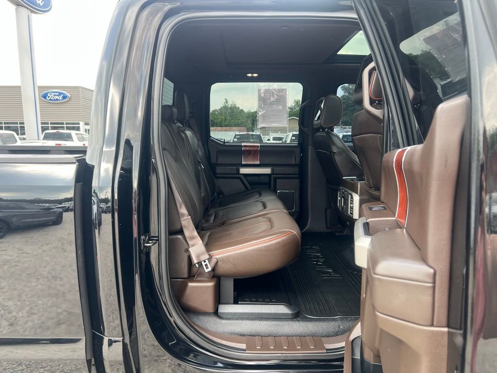 Used 2017 Ford F450 King Ranch w/ King Ranch Ultimate Package AWD/4WD image 22