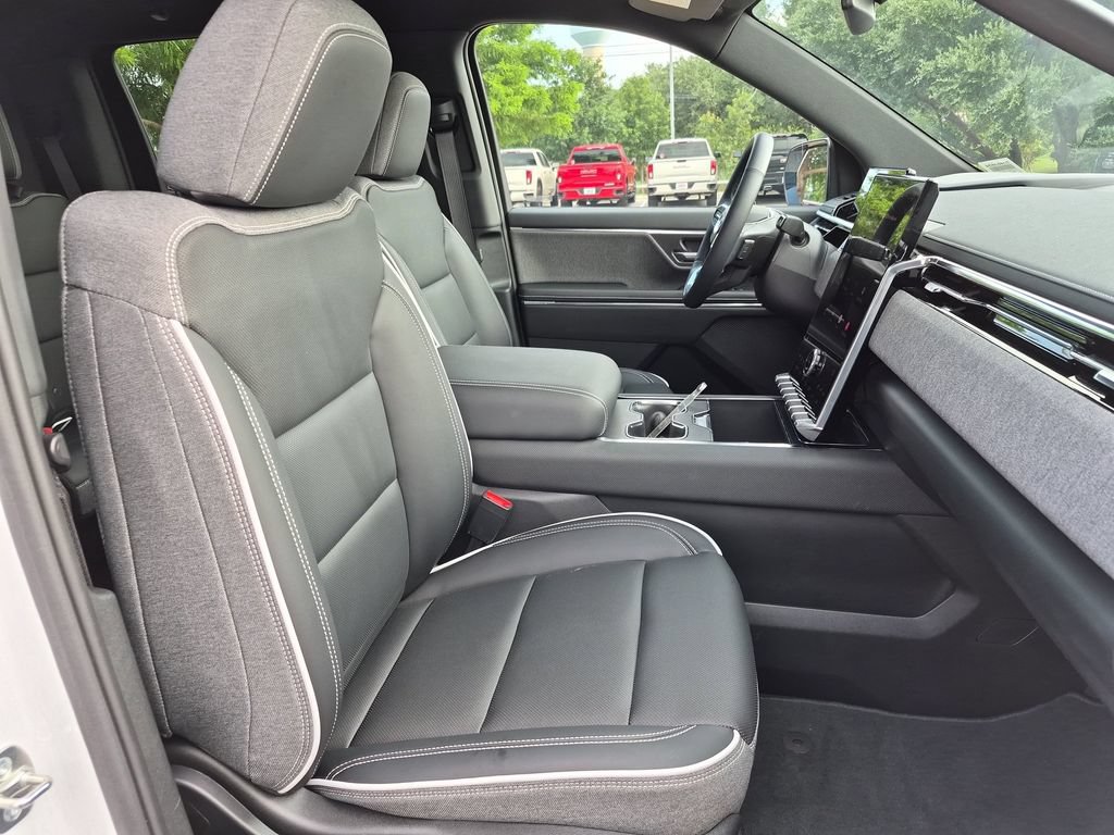 New 2026 GMC Sierra EV Elevation w/ LPO, Elevation Dark Package AWD/4WD image 38