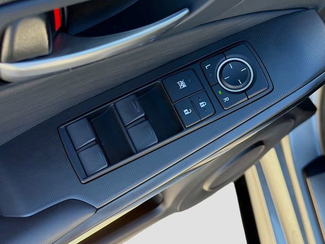 Used 2022 Lexus IS 350 F Sport w/ Accessory Package image 21