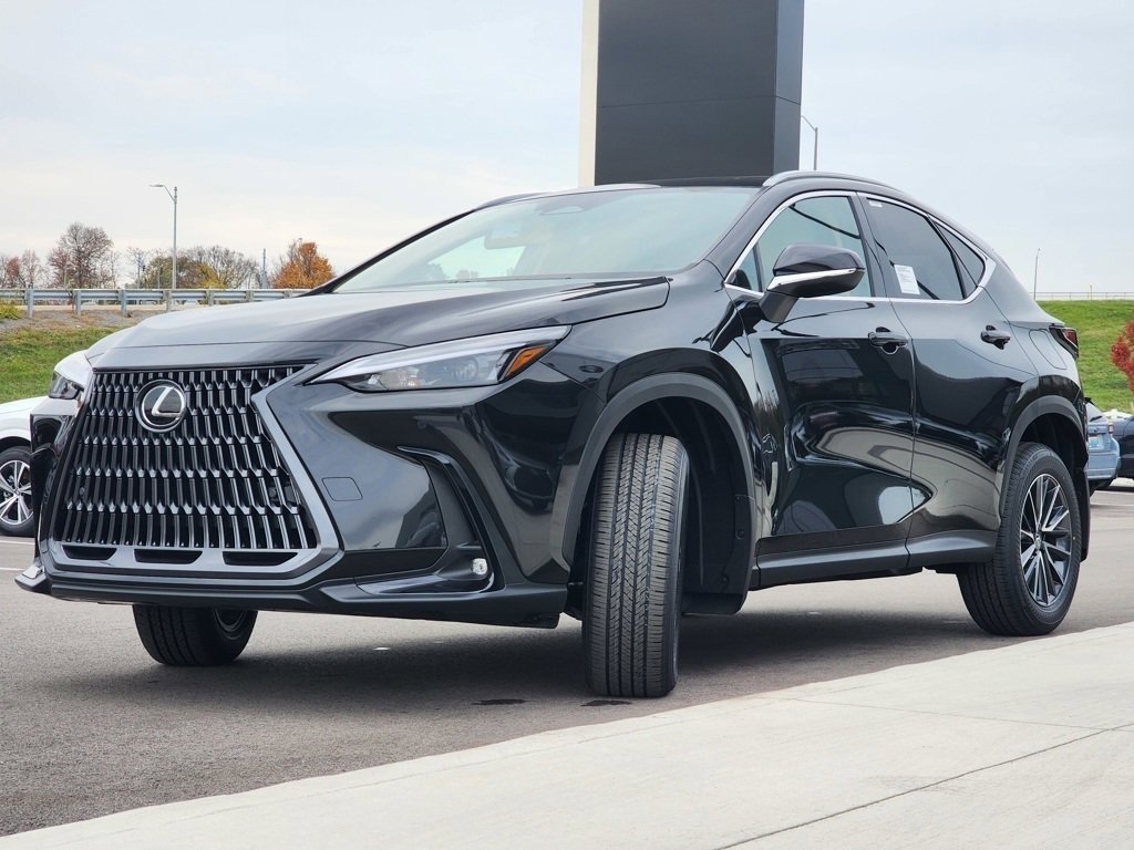 Certified 2025 Lexus NX 350 AWD w/ Accessory Package (2T) image 17