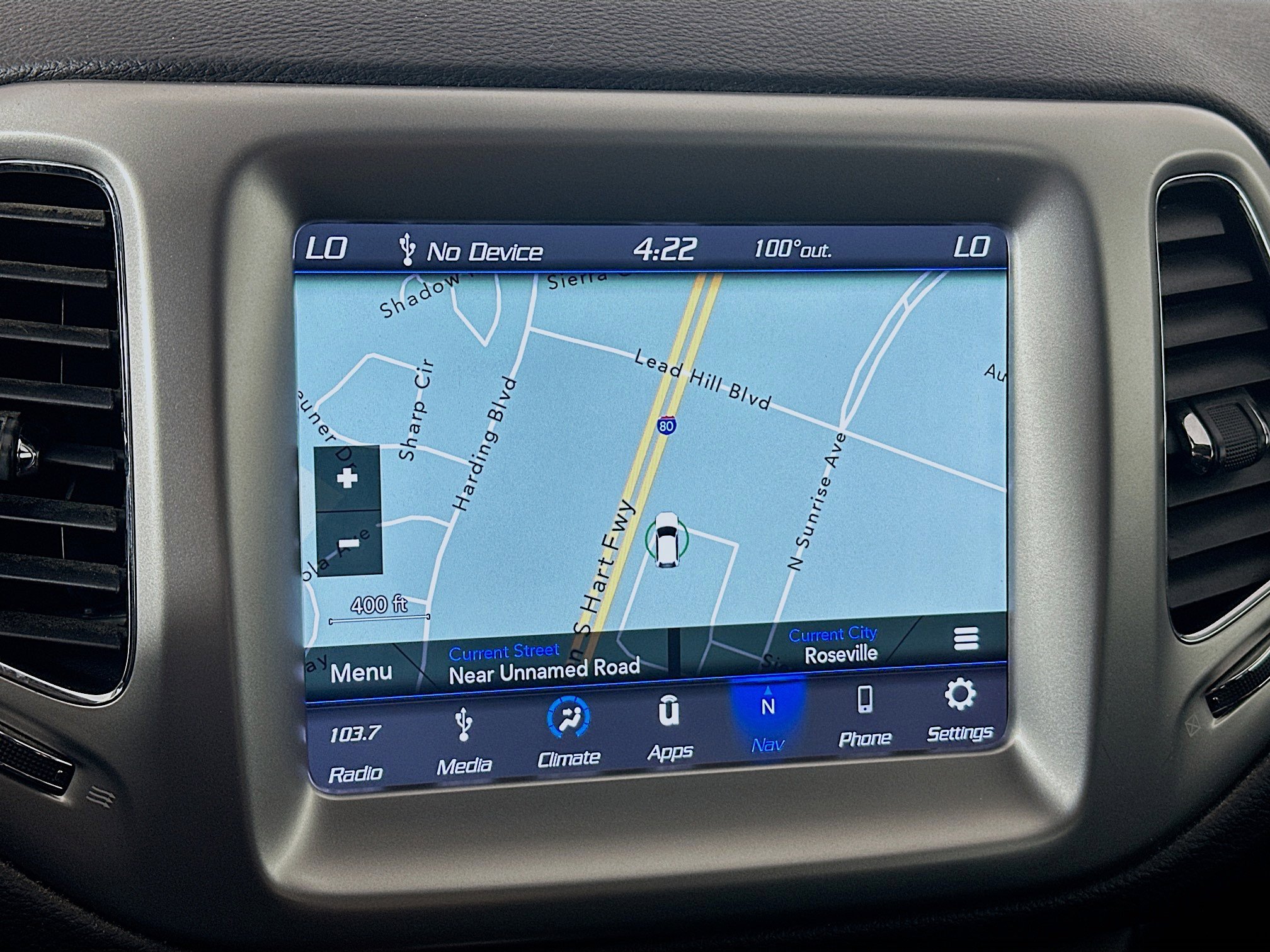 Used 2018 Jeep Compass Latitude w/ Popular Equipment Group FWD image 21
