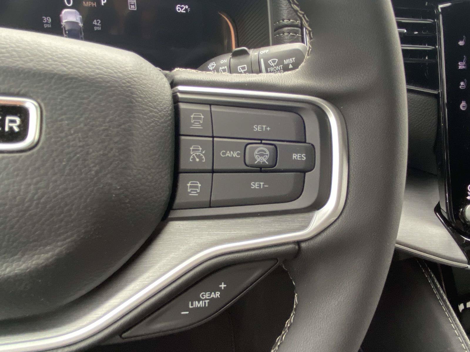 New 2026 Jeep Grand Wagoneer Limited AWD/4WD image 22
