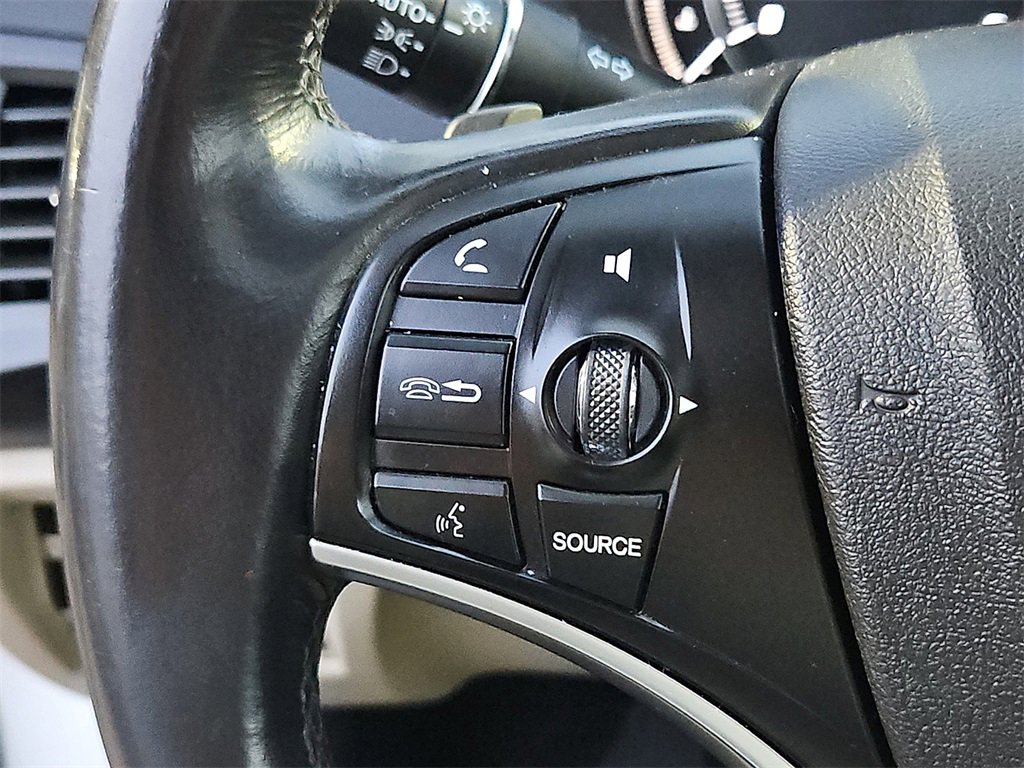 Used 2017 Acura MDX SH-AWD image 26