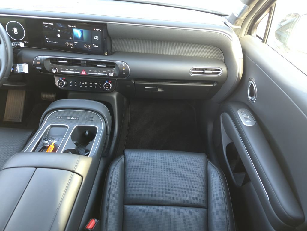 Used 2026 Hyundai Palisade Calligraphy image 16
