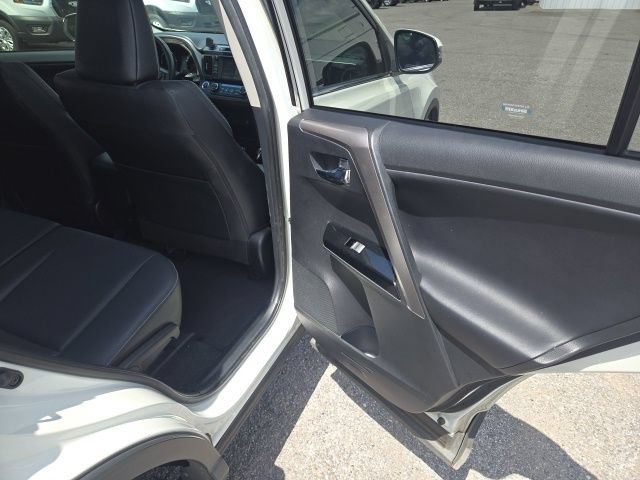 Used 2017 Toyota RAV4 Limited FWD image 10