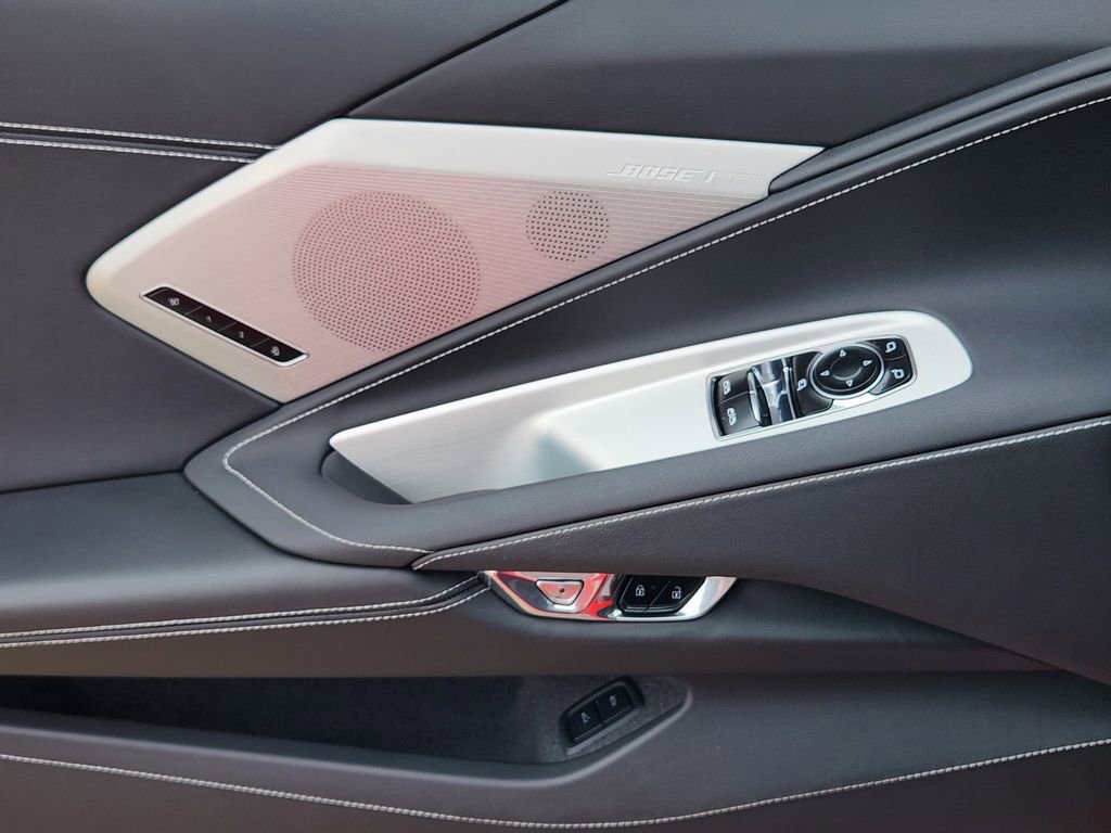 Used 2020 Chevrolet Corvette Stingray Preferred Cpe w/ 2LT Preferred Equipment Group image 31