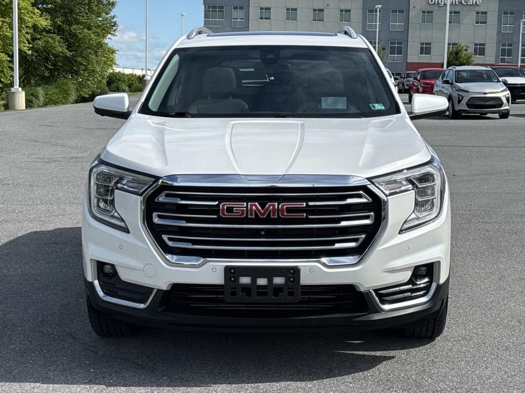 Used 2023 GMC Terrain SLT w/ Infotainment Package II AWD/4WD image 29