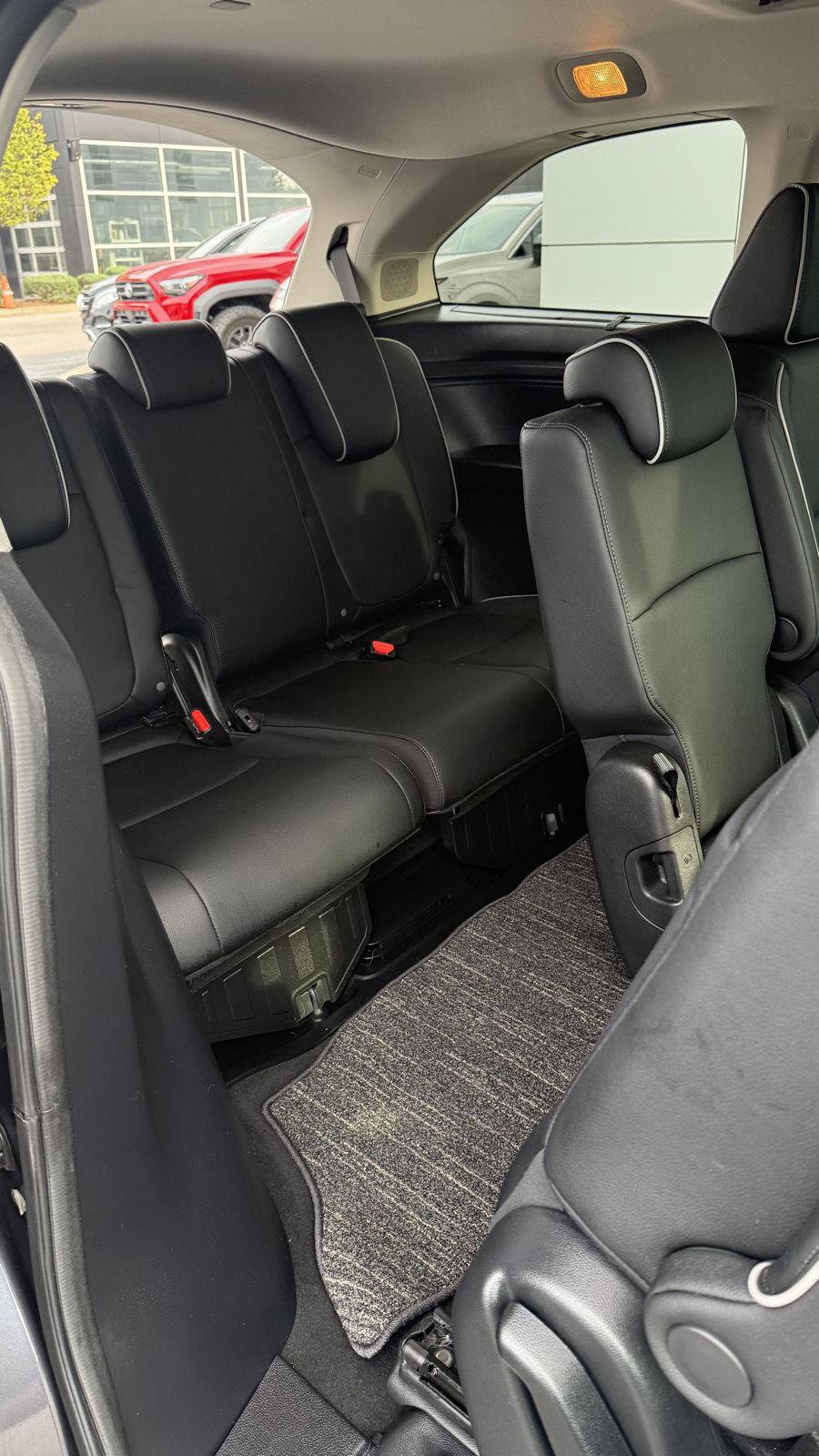 Used 2026 Honda Odyssey Elite image 28