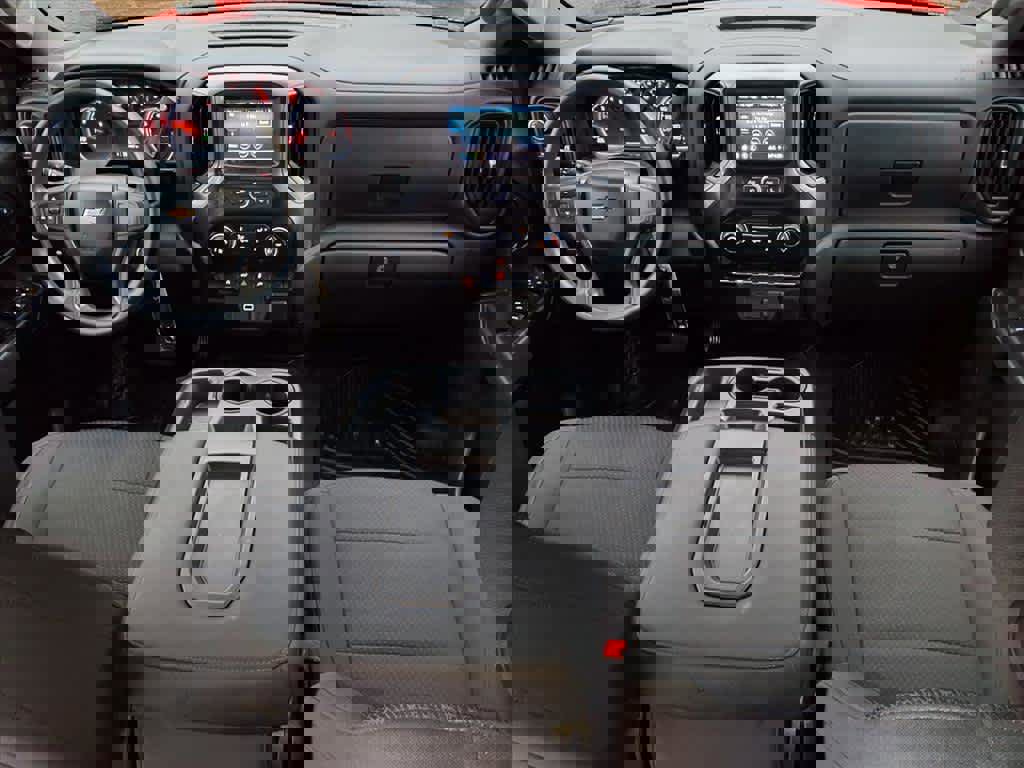 Used 2020 Chevrolet Silverado 1500 Custom w/ Custom Value Package image 12