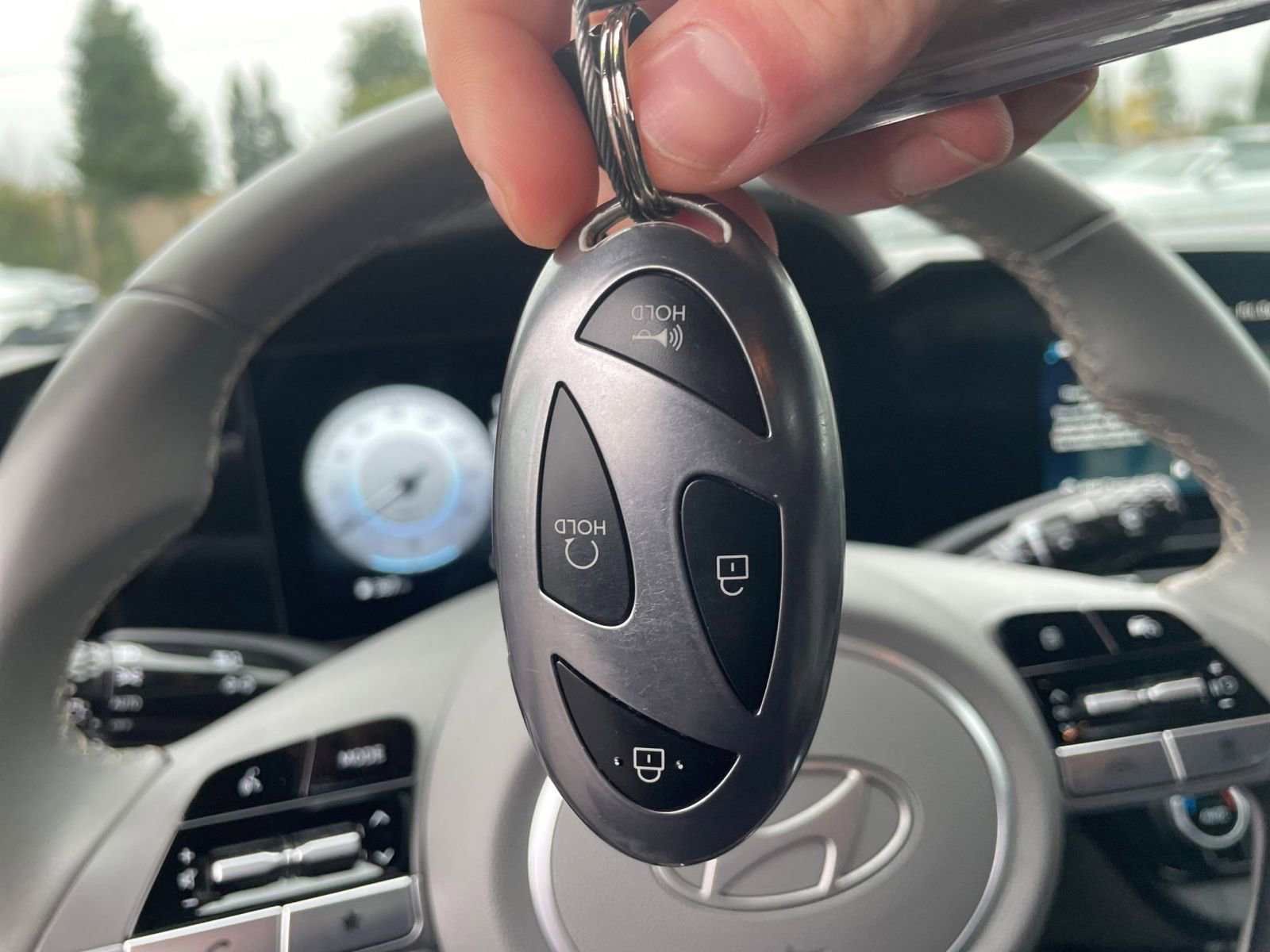 Used 2025 Hyundai Elantra SEL image 18