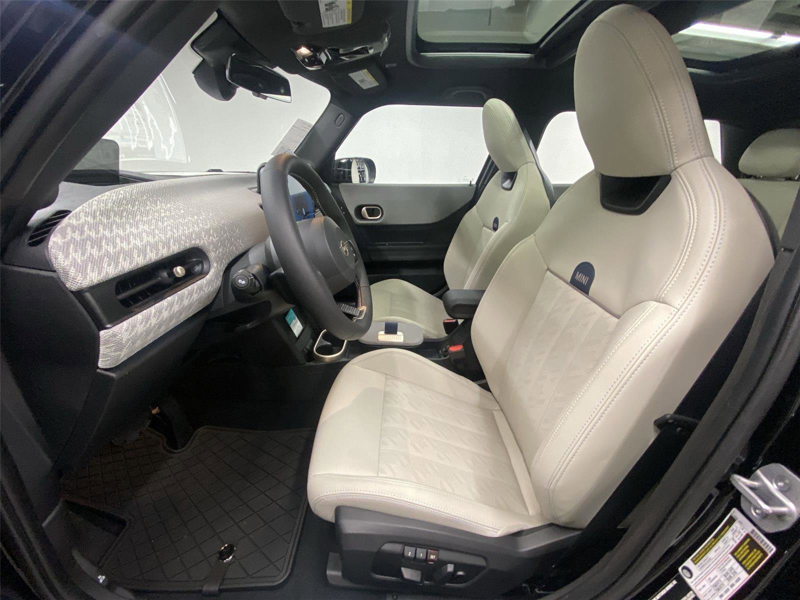 New 2026 MINI Cooper S FWD image 17