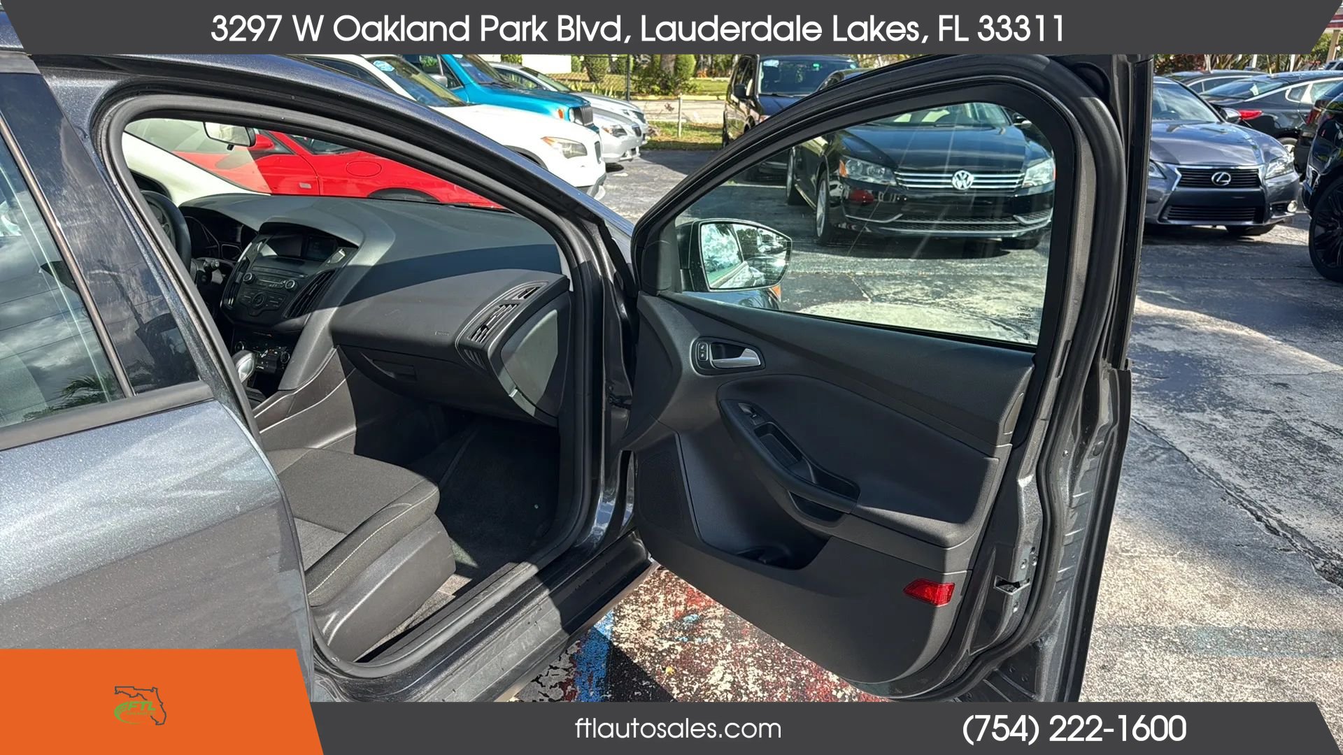 Used 2018 Ford Focus SE FWD image 39