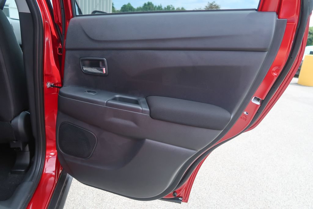 New 2027 Mitsubishi Outlander Sport ES AWD/4WD image 16