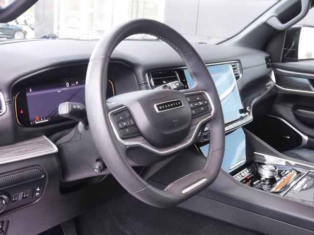 Used 2022 Jeep Wagoneer Series III image 23