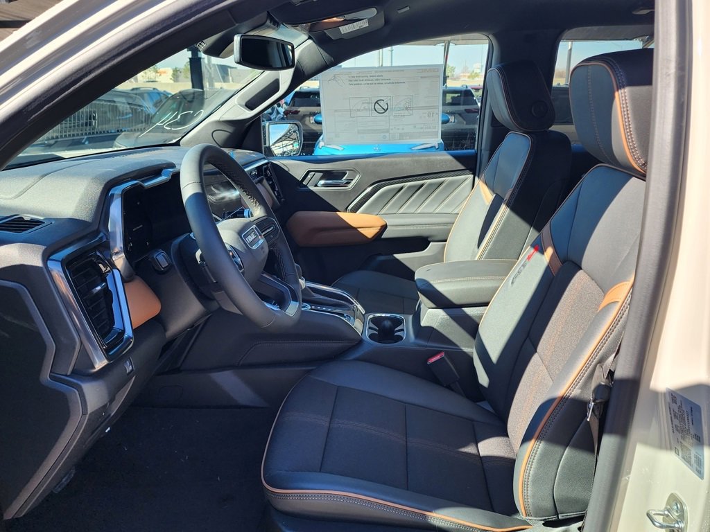 New 2026 GMC Canyon AT4 image 15