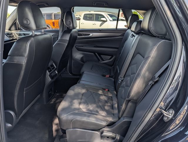 Used 2024 Volkswagen Atlas Cross Sport SE image 27