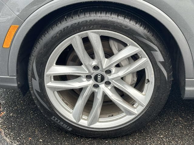 Used 2017 Audi Q7 3.0T Prestige AWD/4WD image 10