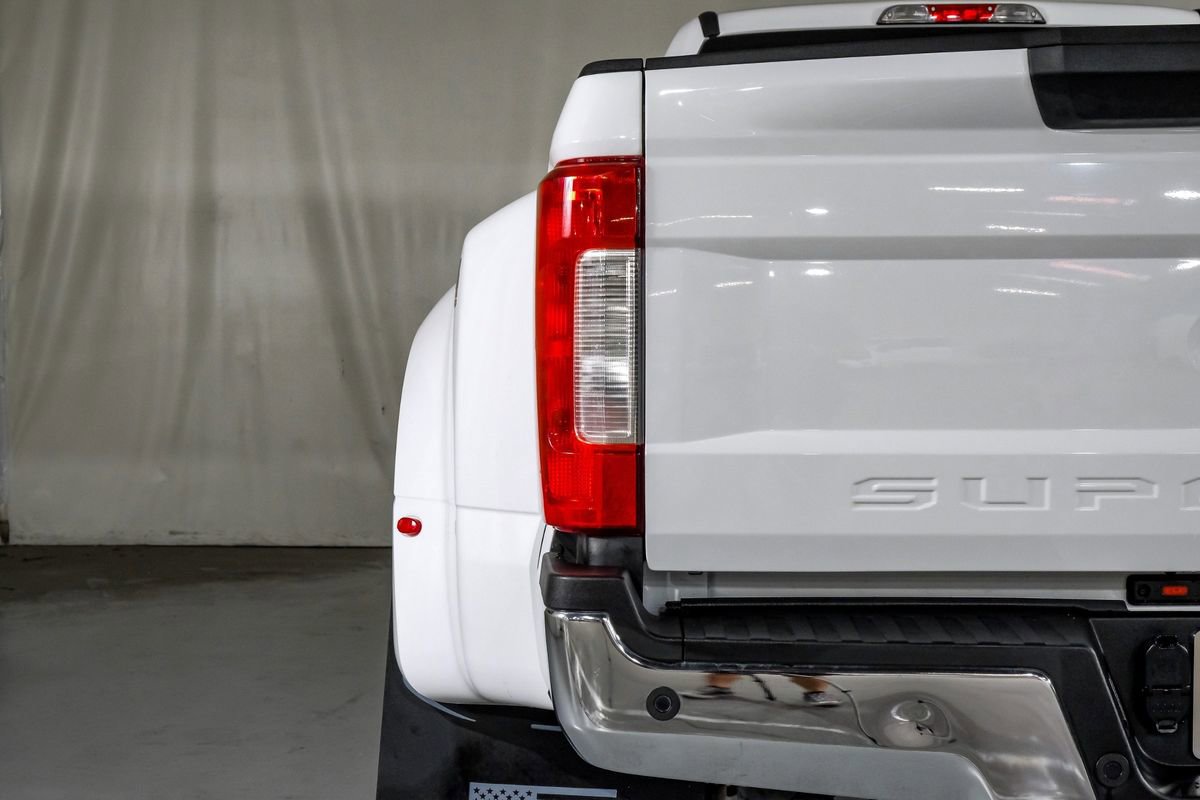 Used 2019 Ford F450 Lariat w/ Lariat Value Package image 41