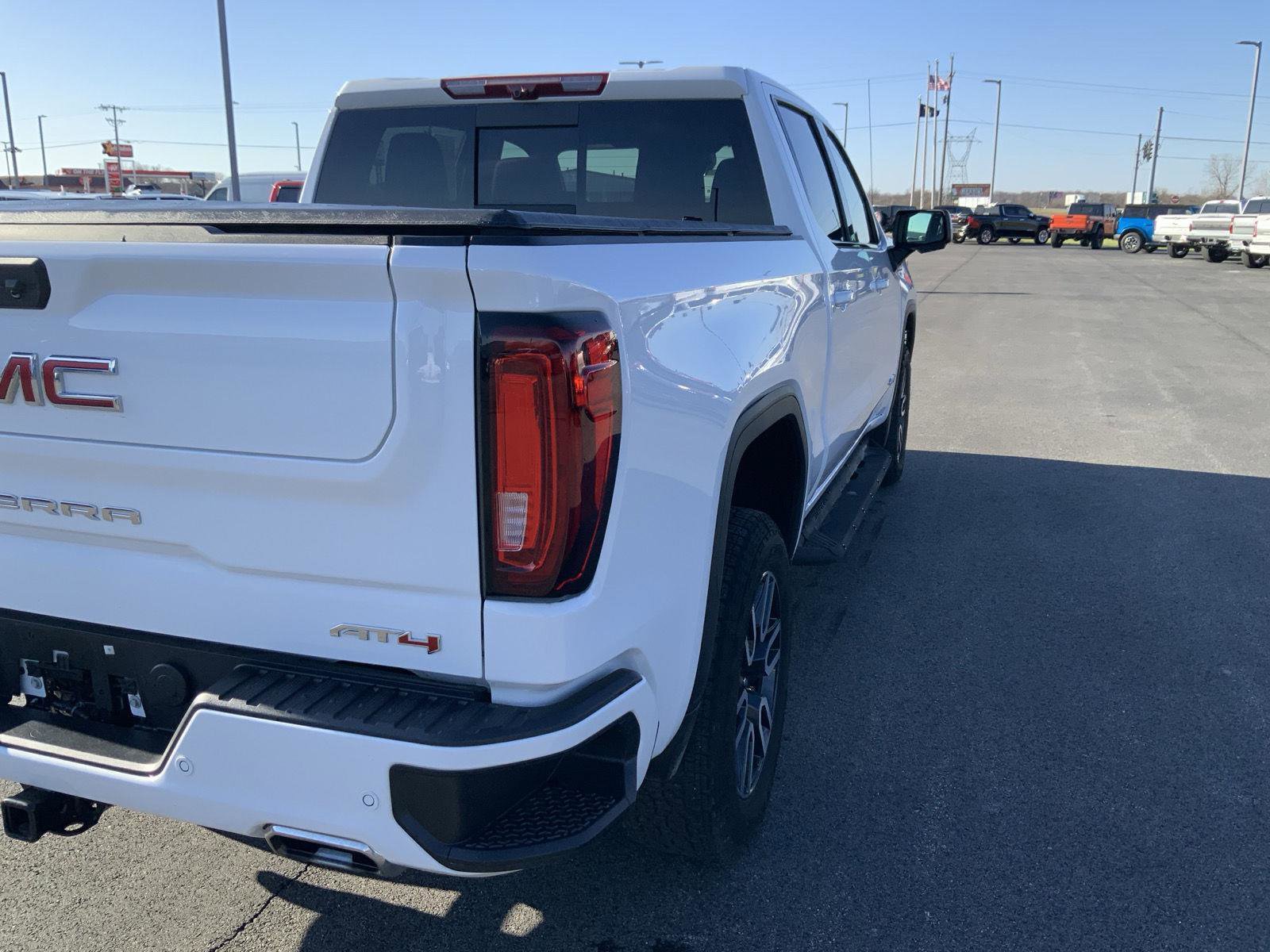 Used 2026 GMC Sierra 1500 AT4 w/ AT4 Premium Package AWD/4WD image 22