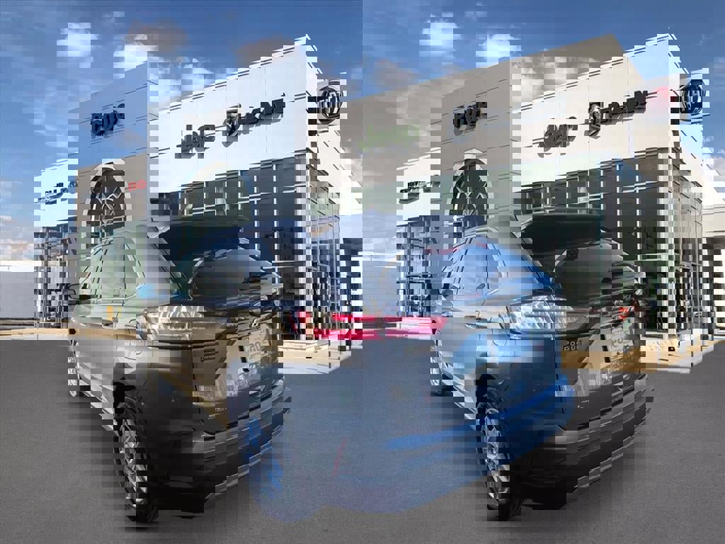 Used 2024 Ford Edge SEL image 3