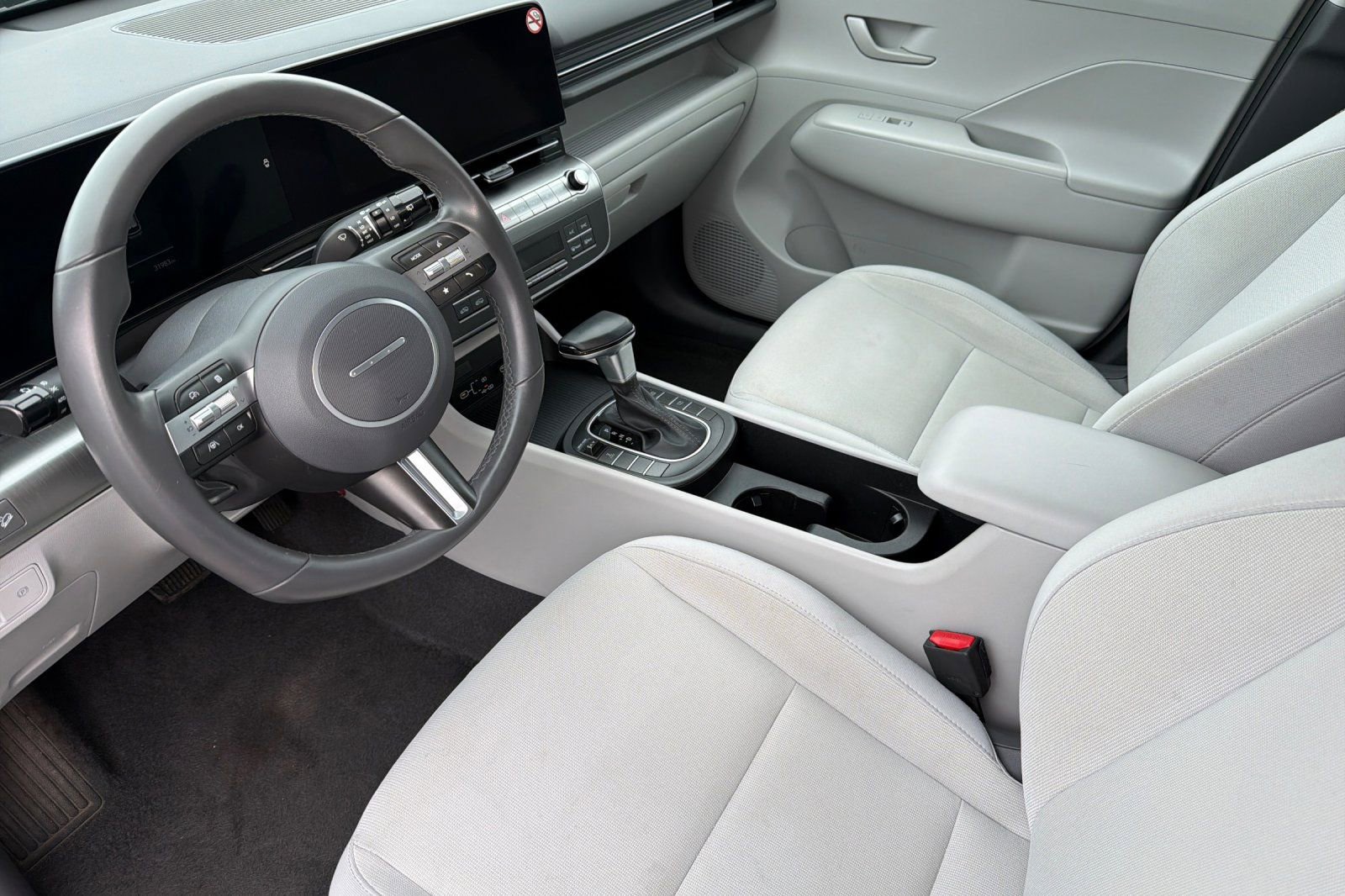 Used 2024 Hyundai Kona SEL image 9