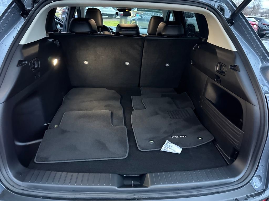 Used 2025 MAZDA CX-50 2.5 Hybrid w/ Preferred Pkg image 22