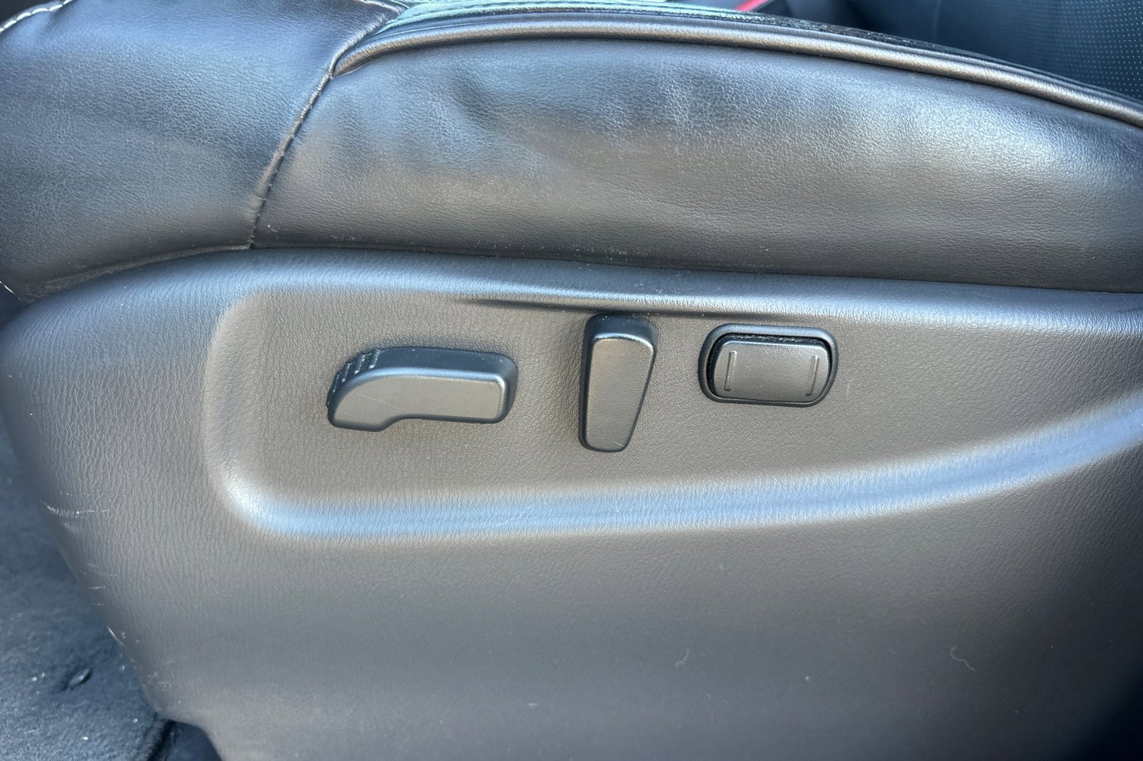 Used 2018 INFINITI QX80 2WD w/ Driver Assistance Package image 13