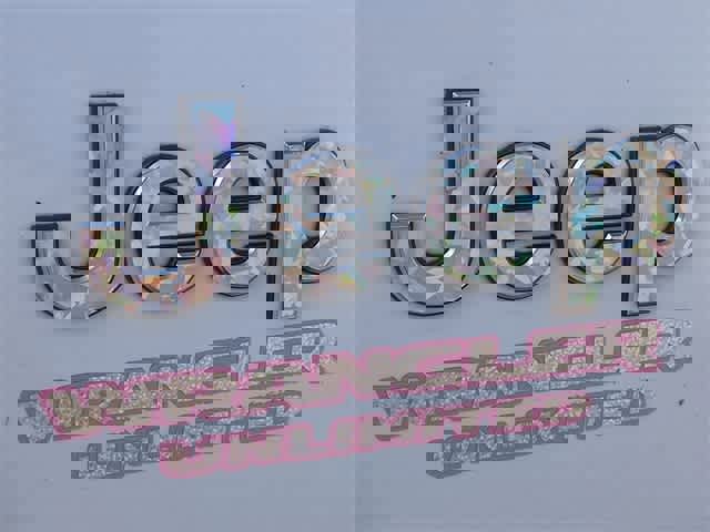 Used 2022 Jeep Wrangler Unlimited Sahara w/ Cold Weather Group image 12