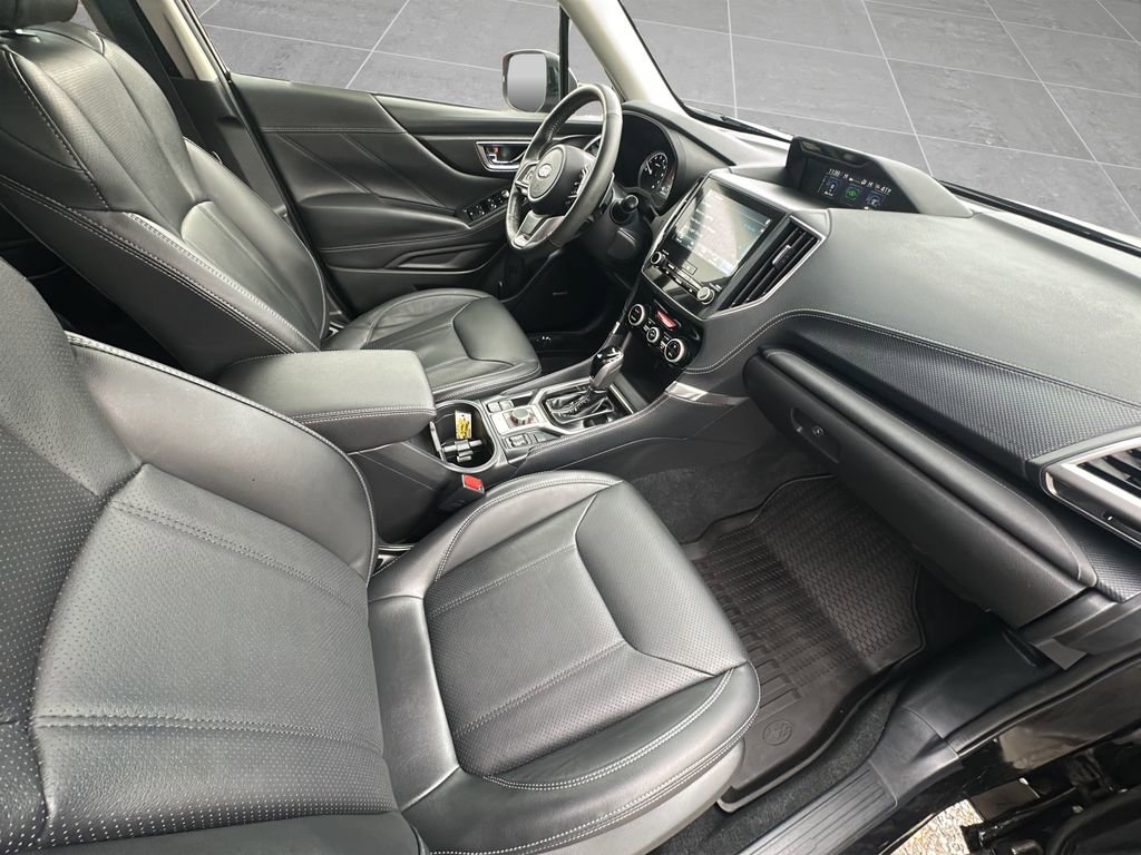 Used 2024 Subaru Forester Touring w/ Pop Package 2 image 18