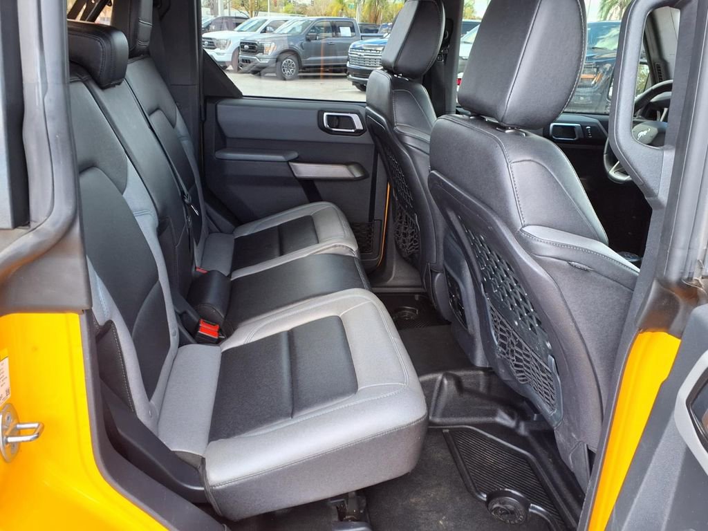 Used 2021 Ford Bronco Black Diamond image 16