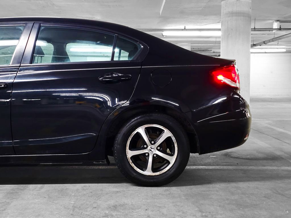 Used 2015 Honda Civic SE image 16