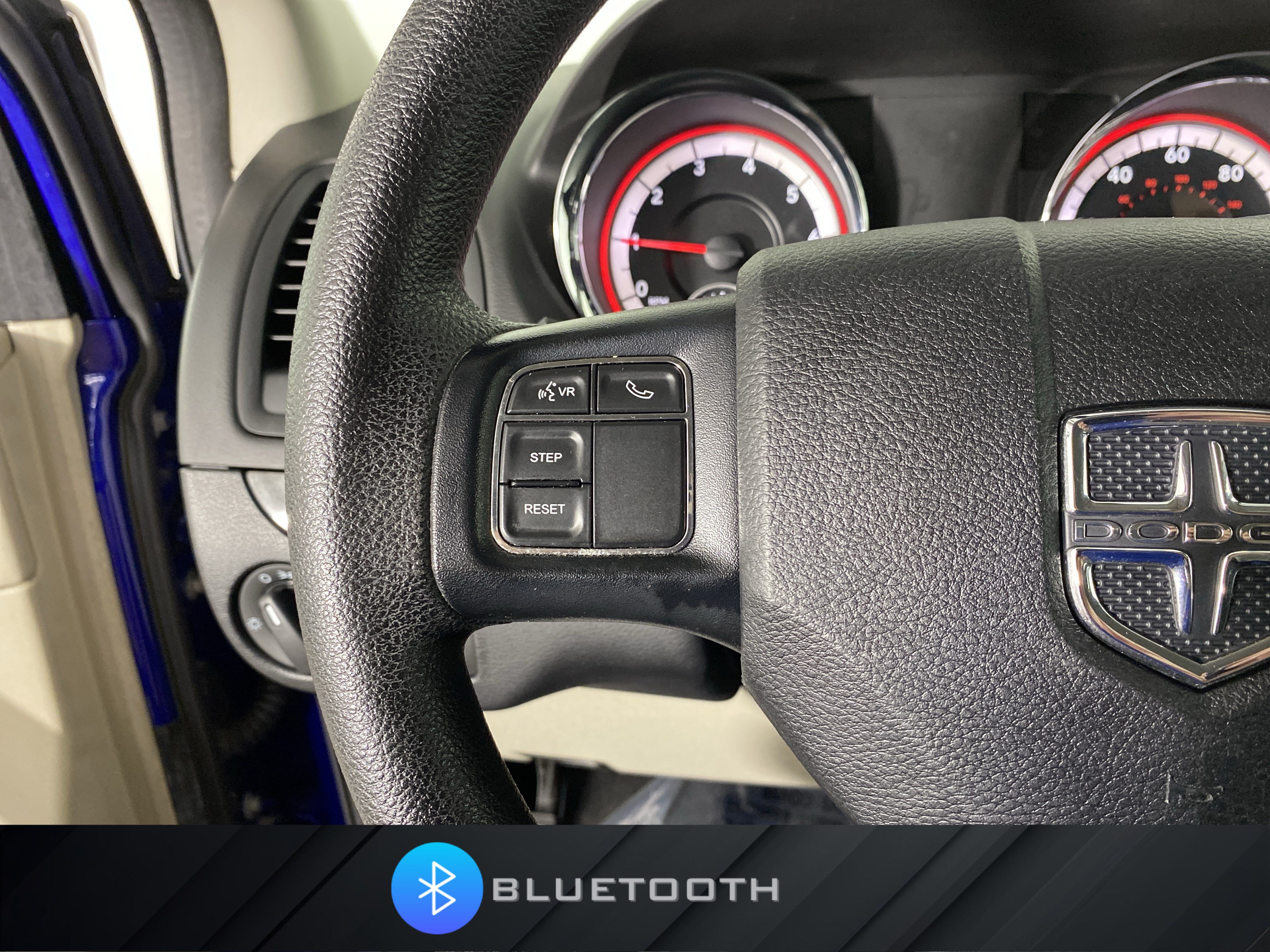 Used 2018 Dodge Grand Caravan SE w/ UConnect Hands-Free Group FWD image 20