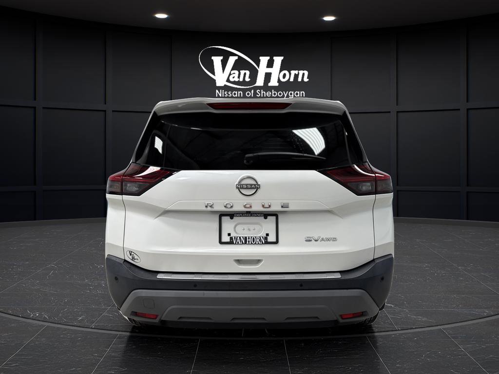 Used 2023 Nissan Rogue SV w/ SV Premium B Package image 13
