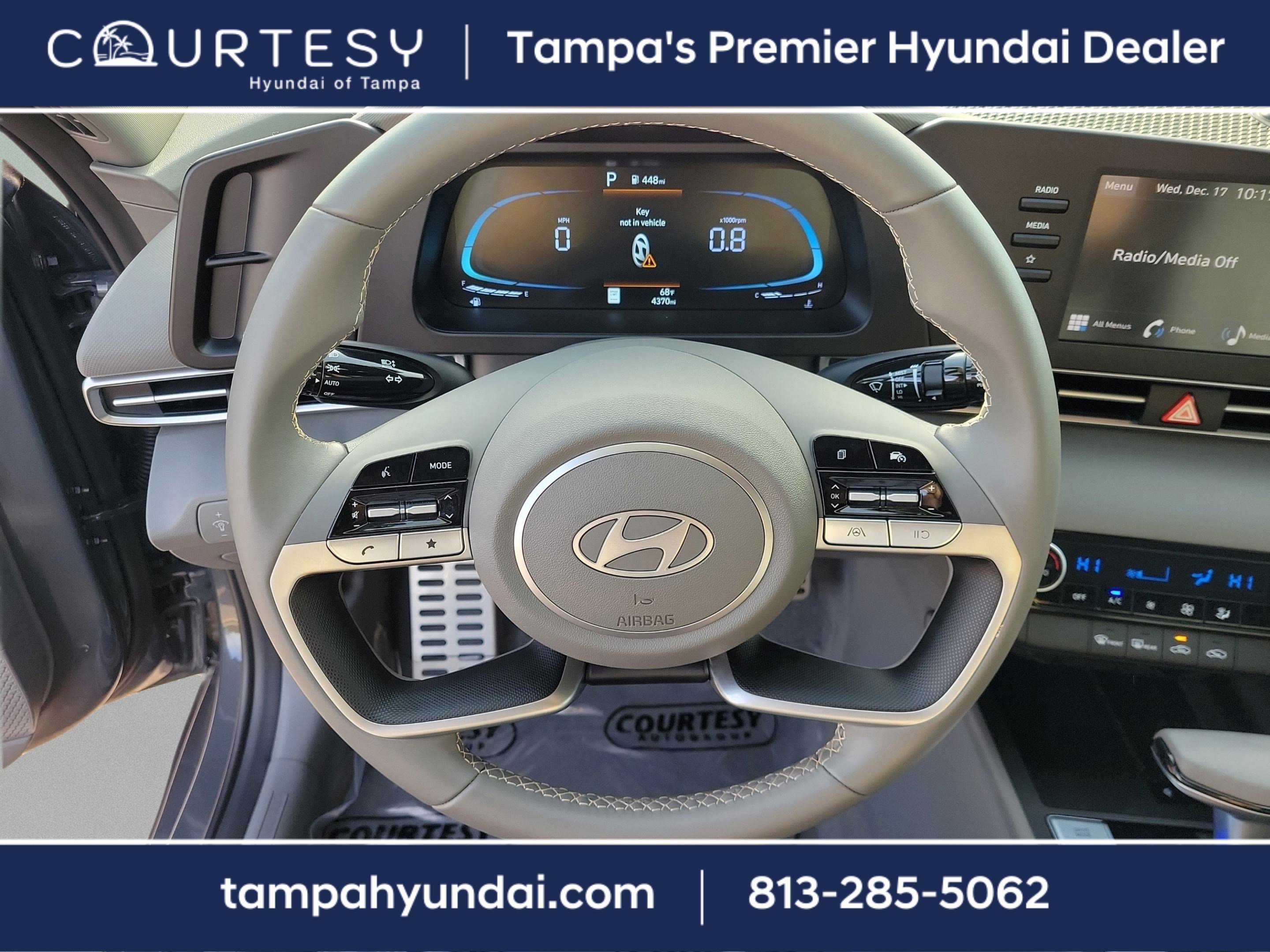 Certified 2025 Hyundai Elantra Sport image 21