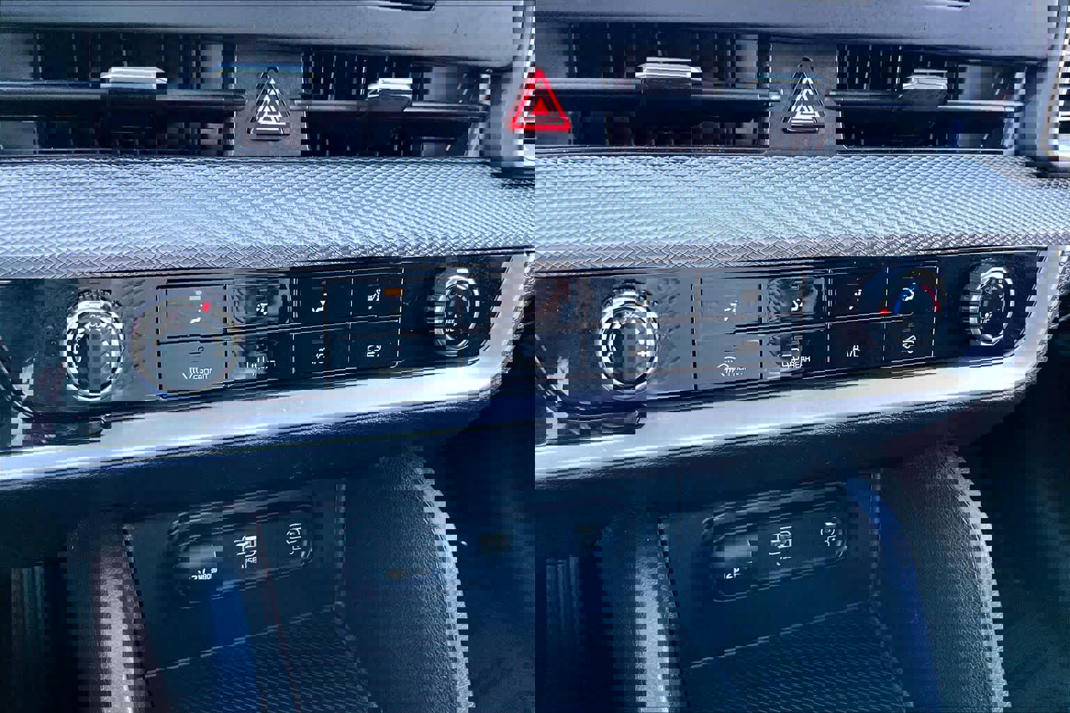 Certified 2023 Kia Sportage LX image 30